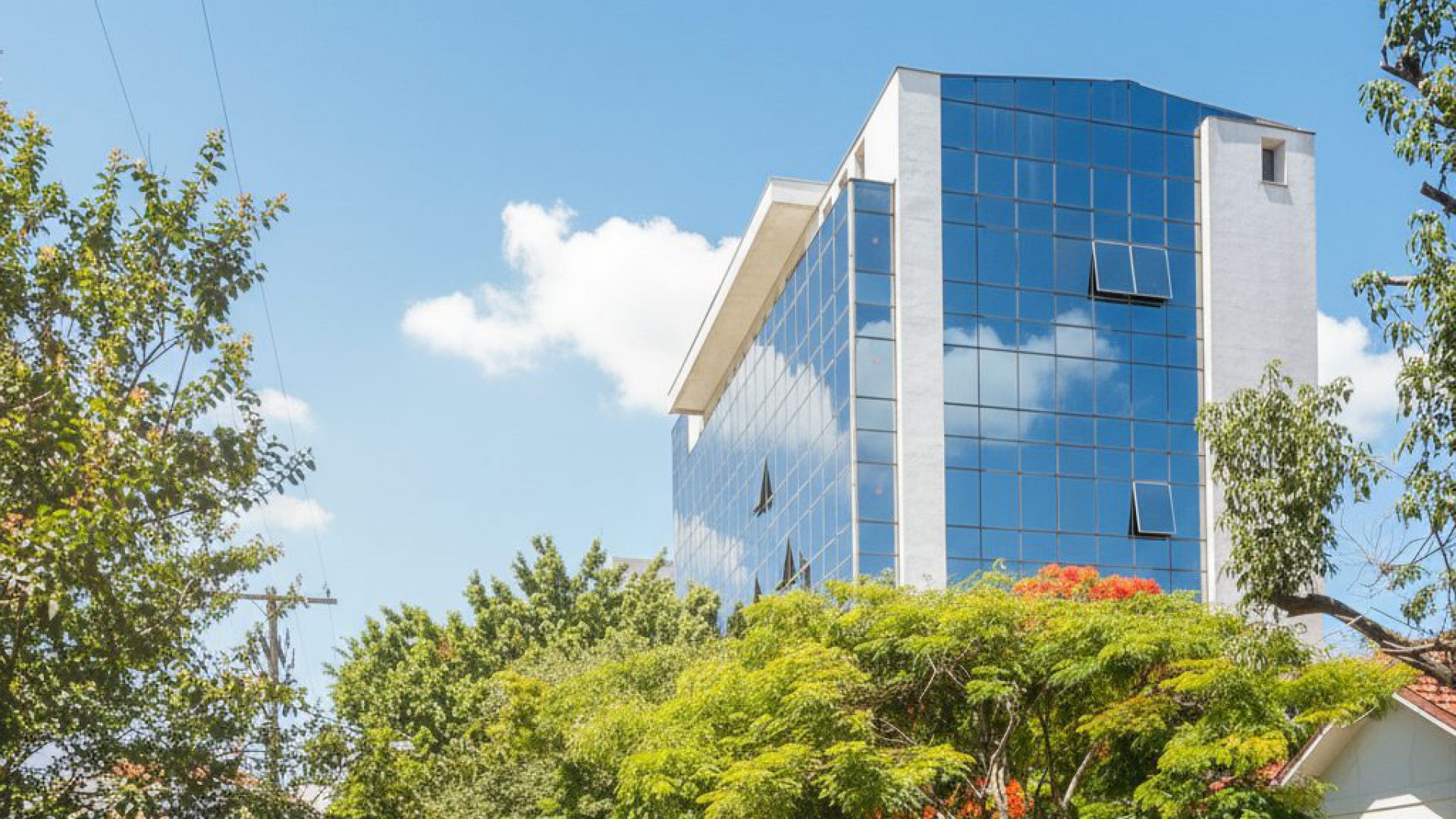 COMERCIAL Edifício Sicredi 1(2)